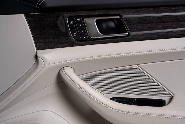 Used 2023 Porsche Panamera Turbo S image 68