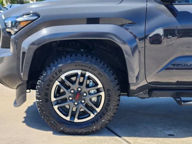 Certified 2025 Toyota Tacoma 4x4 Double Cab image 8