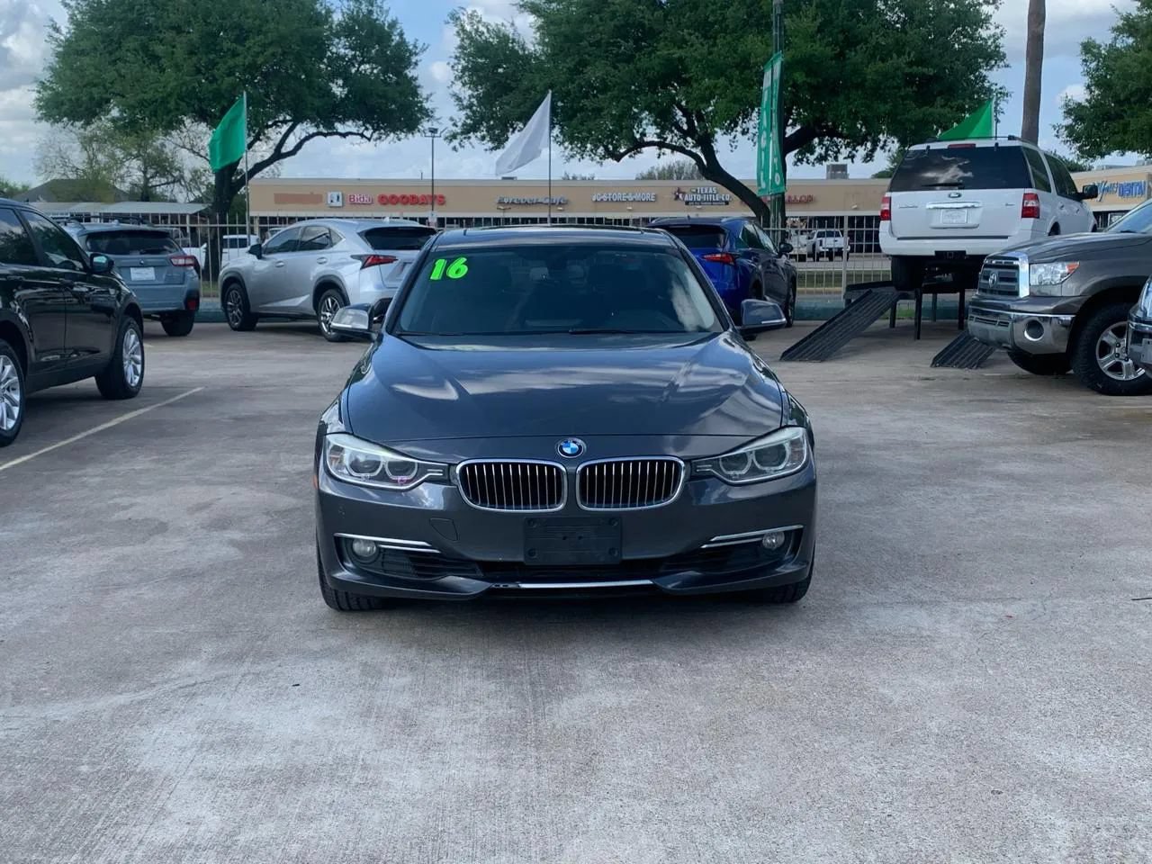 Used 2015 BMW 328i Sedan RWD image 2