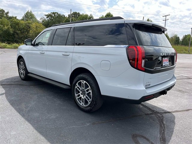 New 2025 Ford Expedition Max Active image 5