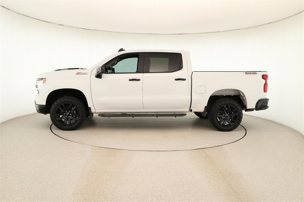 Used 2023 Chevrolet Silverado 1500 LT Trail Boss image 2