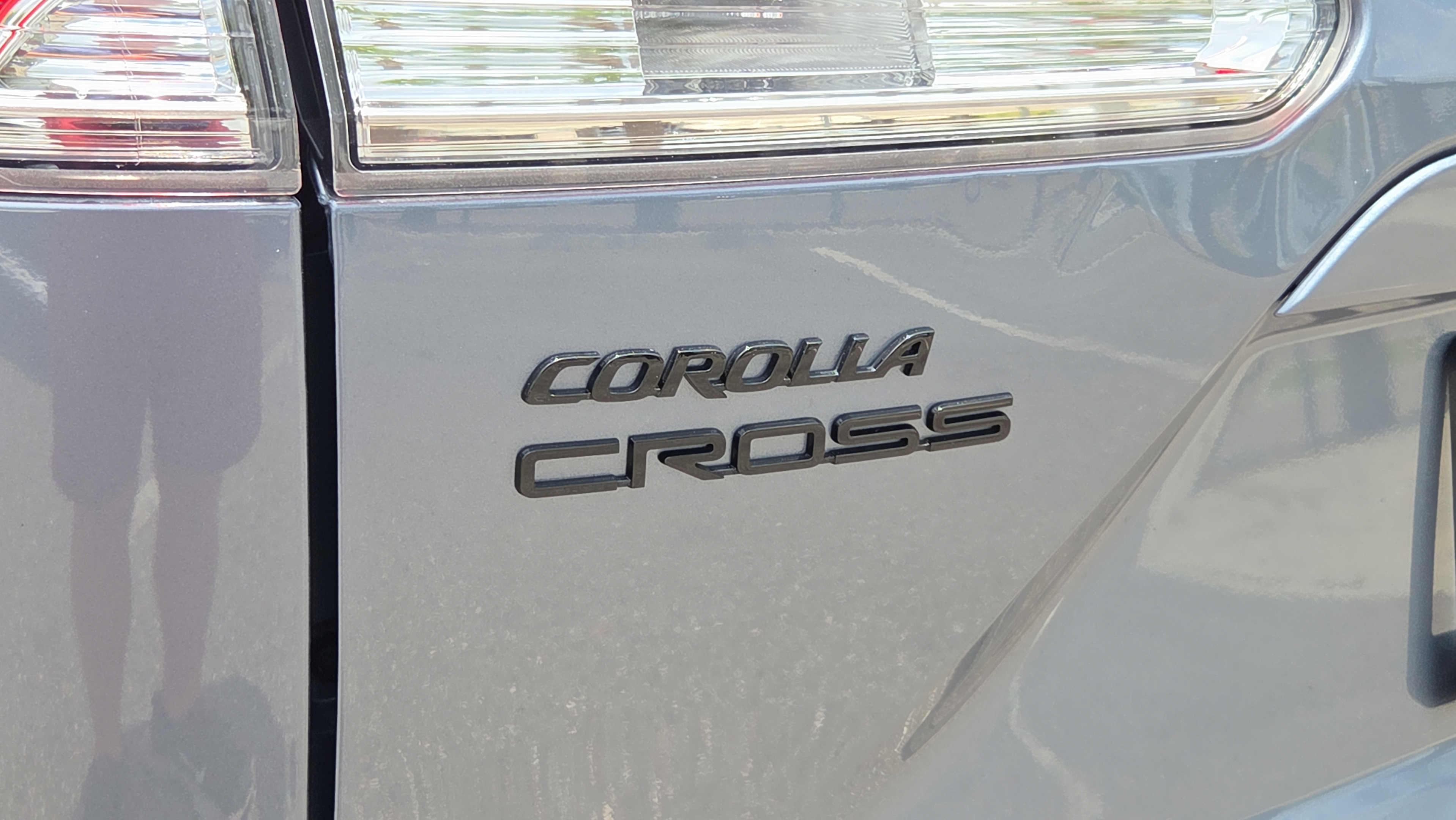 Used 2024 Toyota Corolla Cross AWD Hybrid image 28