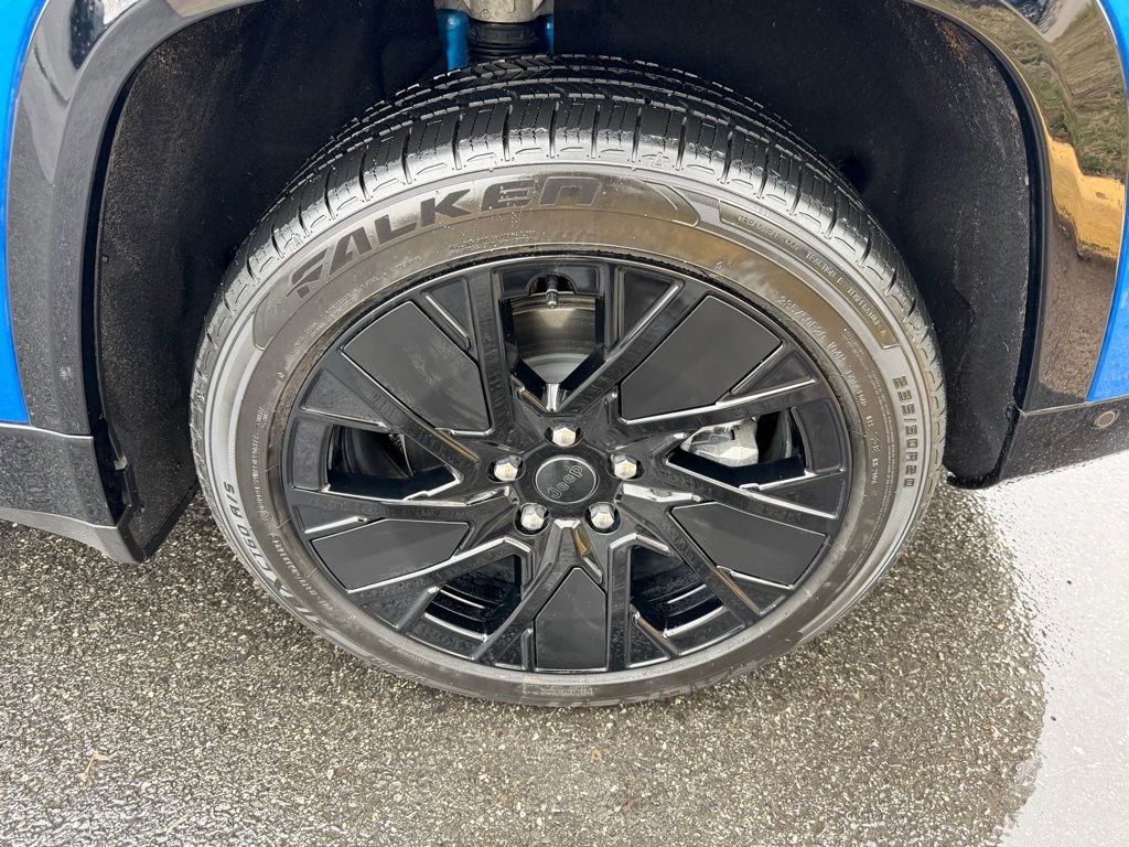 Used 2025 Jeep Wagoneer S Launch Edition image 13