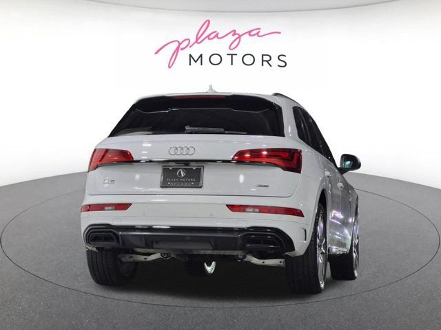 Certified 2025 Audi Q5 2.0T Premium w/ Convenience Plus Package AWD/4WD image 5