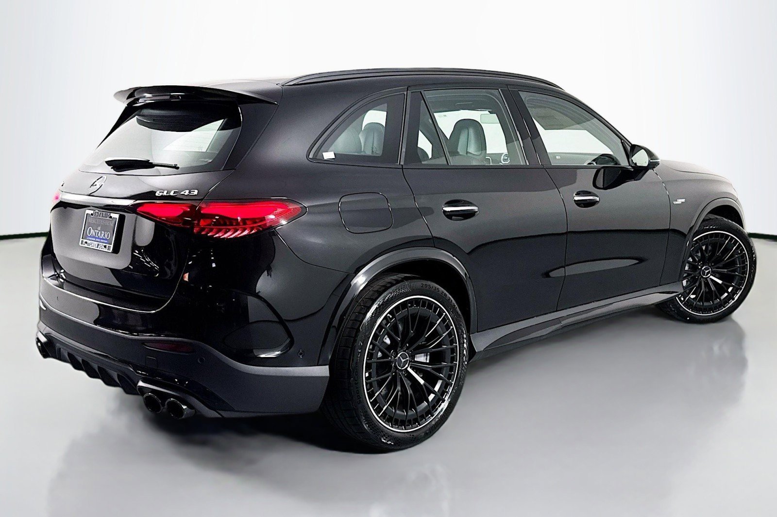 New 2025 Mercedes-Benz GLC 43 AMG 4MATIC image 11