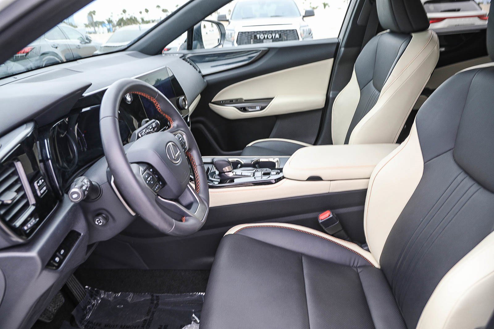 Used 2024 Lexus NX 350 AWD image 17