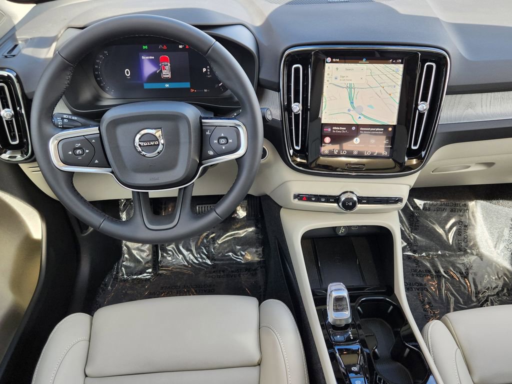 New 2026 Volvo XC40 B5 Ultra w/ Climate Package AWD/4WD image 3