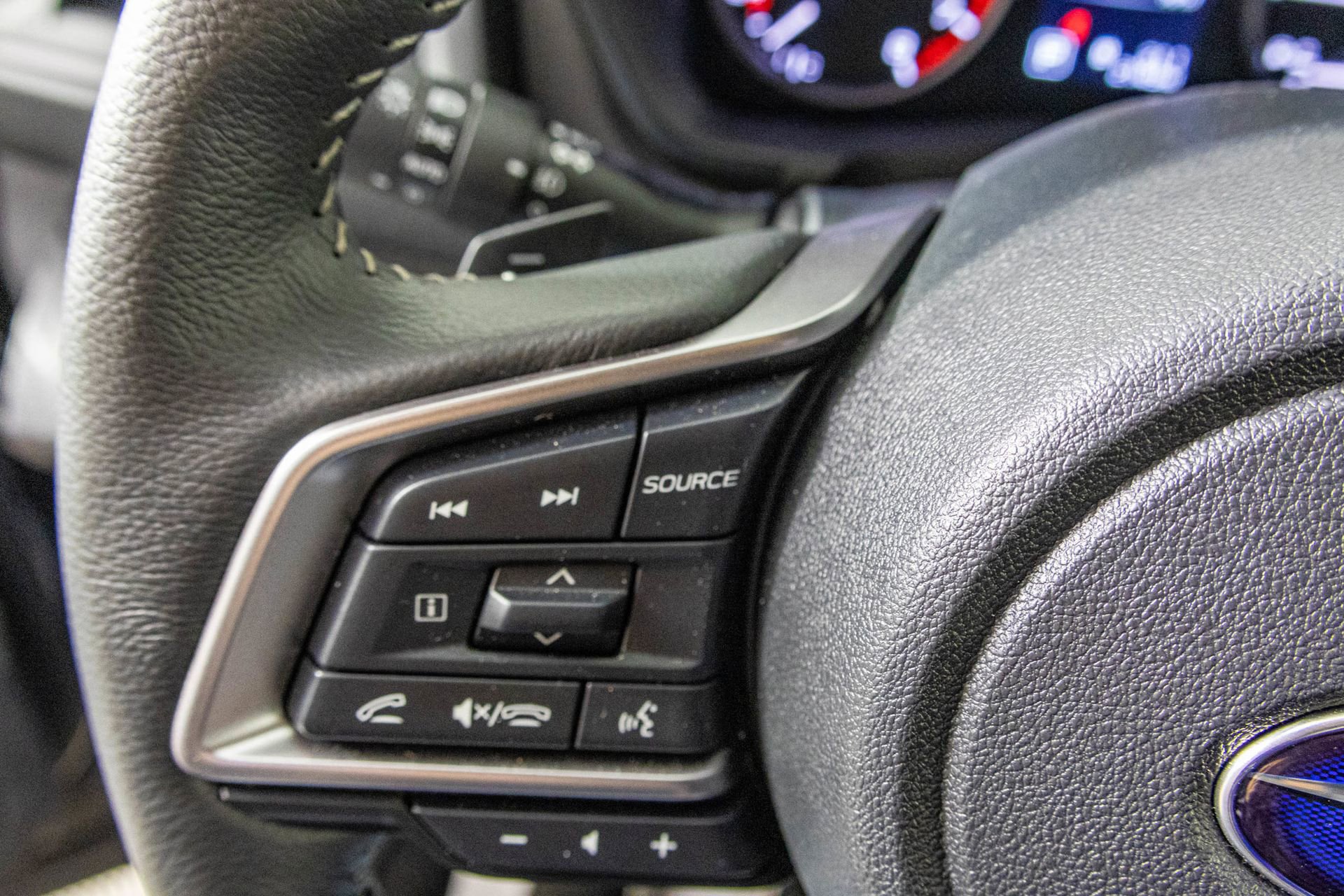 Used 2026 Subaru Ascent Premium AWD/4WD image 31