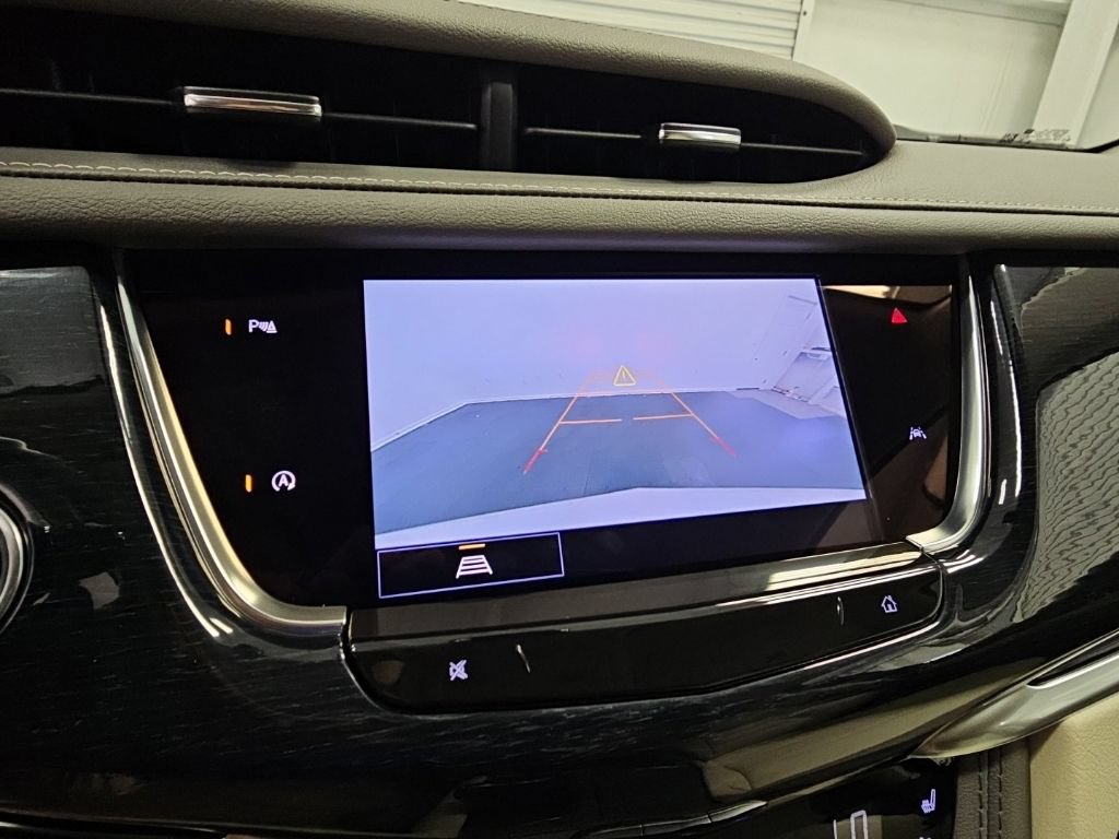 Used 2024 Cadillac XT6 Premium Luxury AWD/4WD image 20