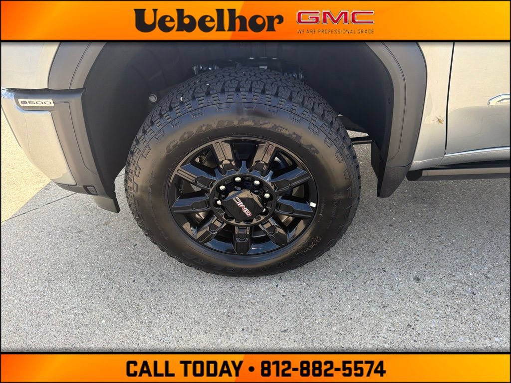 New 2026 GMC Sierra 2500 AT4 w/ AT4 Premium Plus Package AWD/4WD image 14