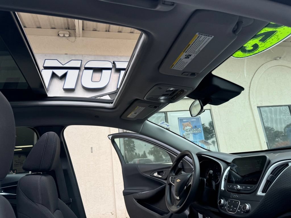 Used 2023 Chevrolet Malibu LT FWD image 28
