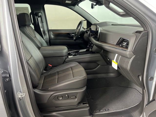 New 2026 Chevrolet Suburban High Country AWD/4WD image 13
