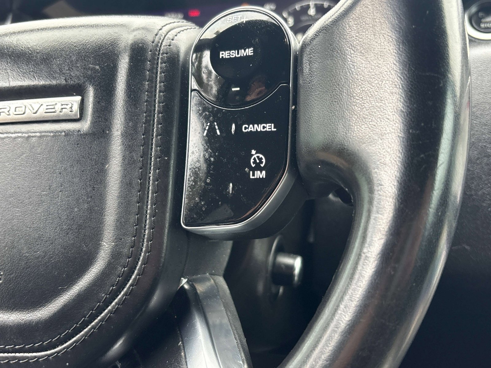 Used 2018 Land Rover Range Rover HSE image 18