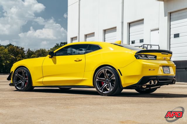 Used 2017 Chevrolet Camaro SS RWD image 55
