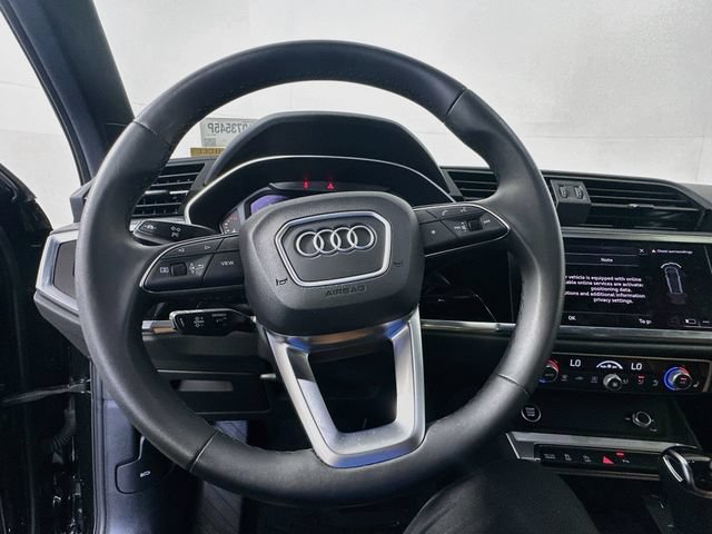 Used 2025 Audi Q3 2.0T Premium w/ Convenience Package AWD/4WD image 13