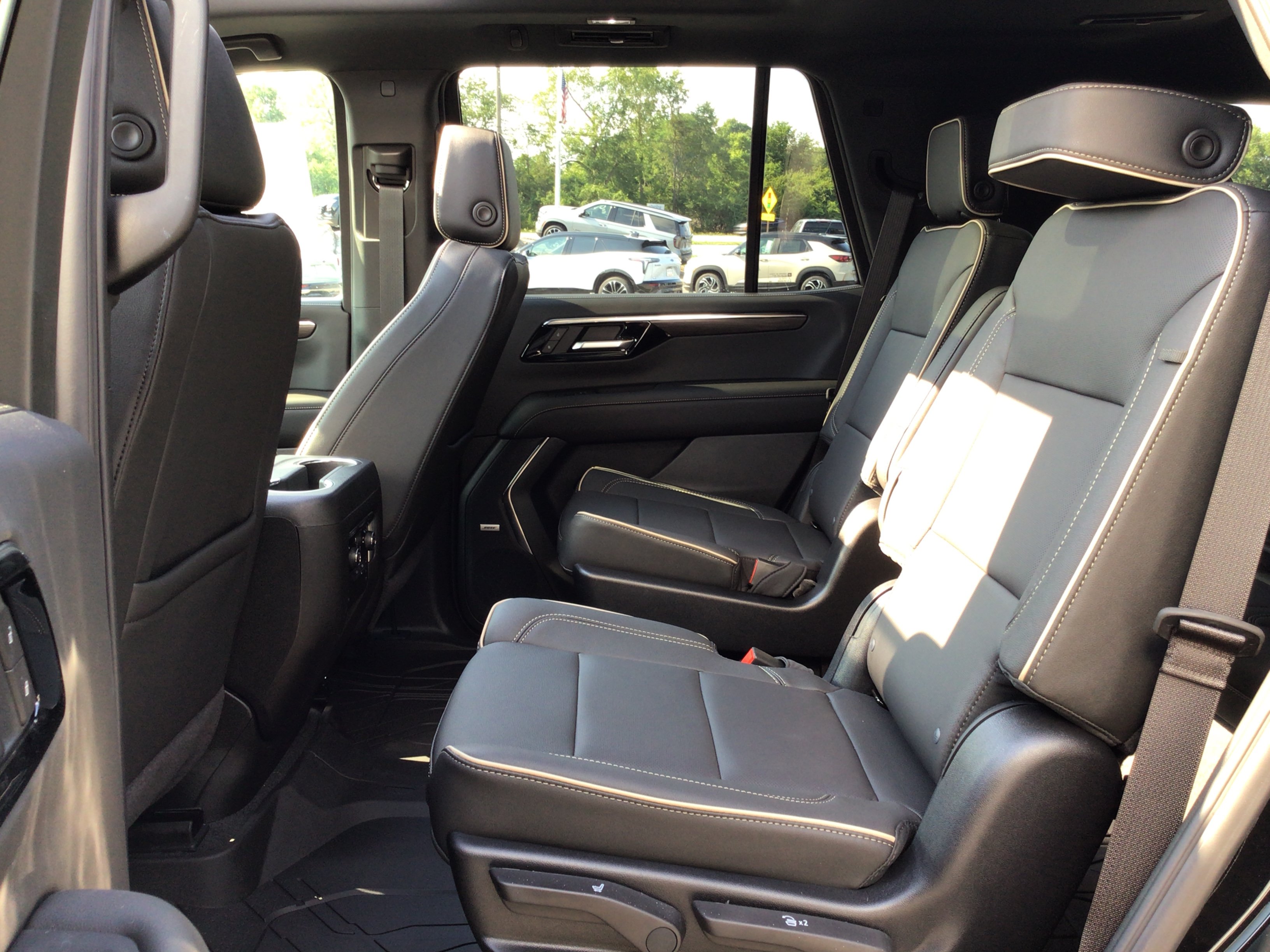 New 2026 Chevrolet Tahoe Premier w/ Sun And Tow Package AWD/4WD image 68