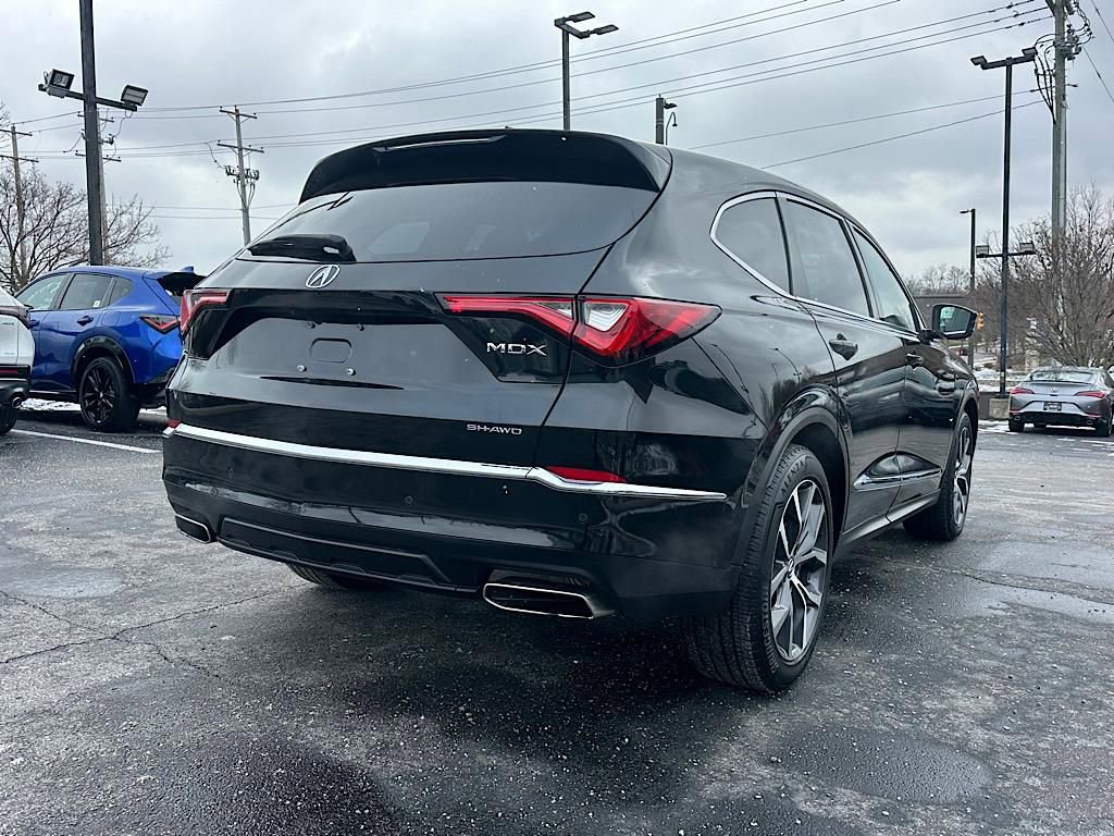 Certified 2023 Acura MDX SH-AWD w/ Technology Package image 10