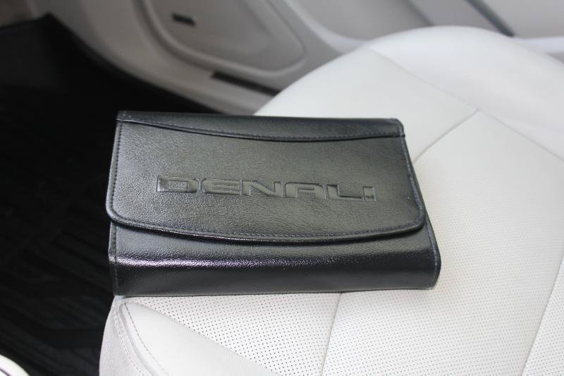 Used 2020 GMC Terrain Denali w/ Denali Premium Package AWD/4WD image 47