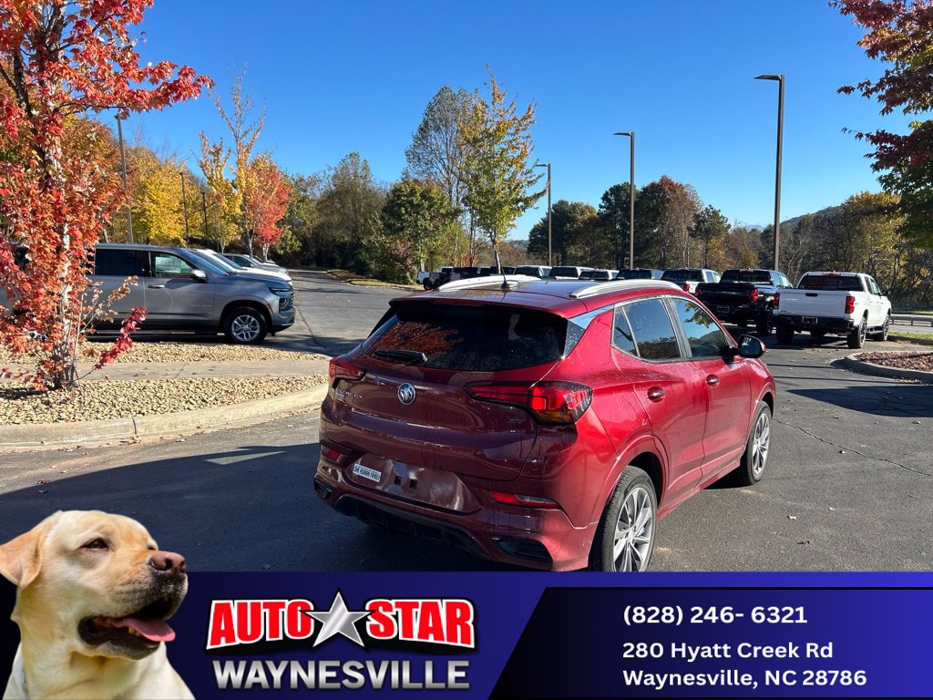 Used 2023 Buick Encore GX Select w/ Sport Touring Package FWD image 7