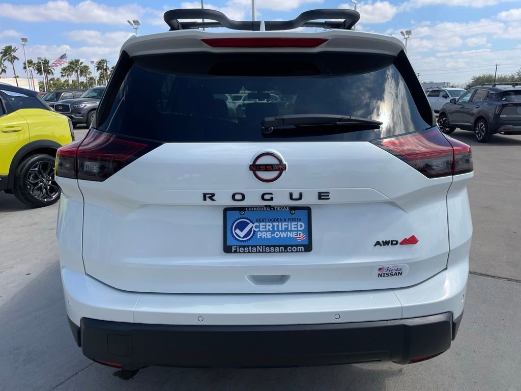 Certified 2025 Nissan Rogue SV image 4