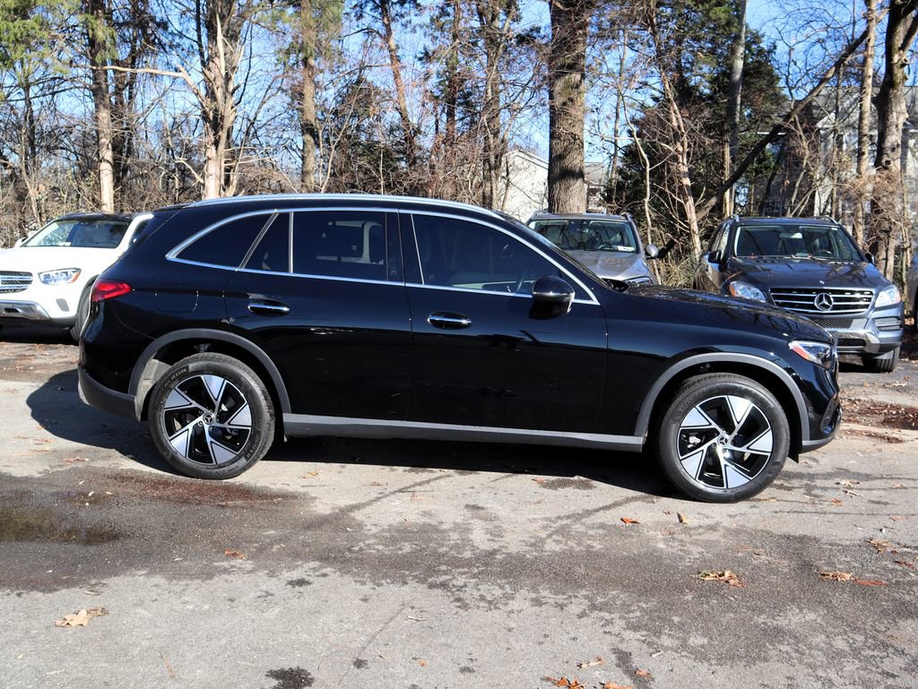 Certified 2024 Mercedes-Benz GLC 300 4MATIC image 2