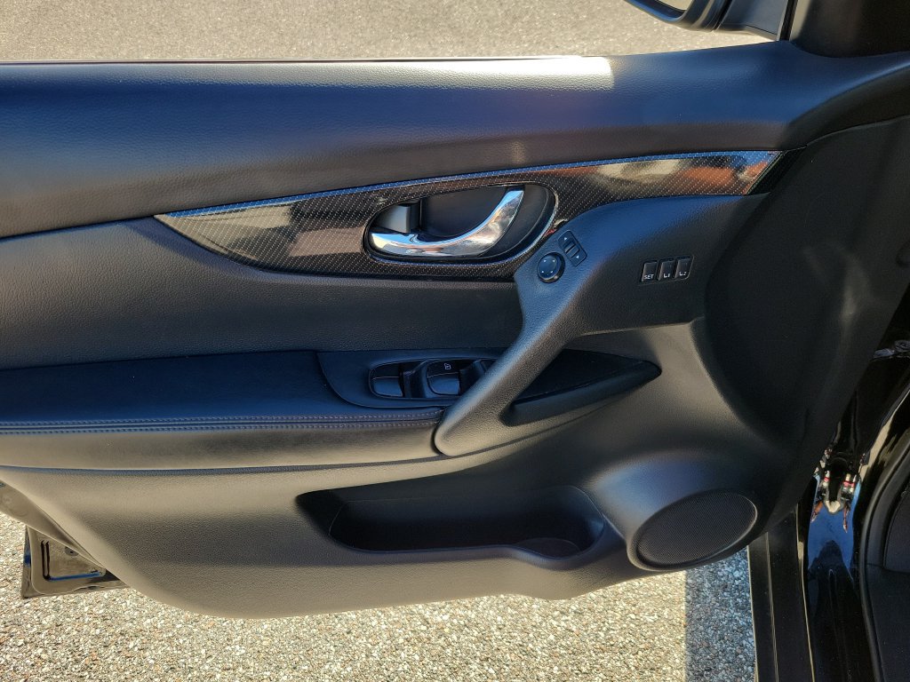 Used 2020 Nissan Rogue SL FWD image 14