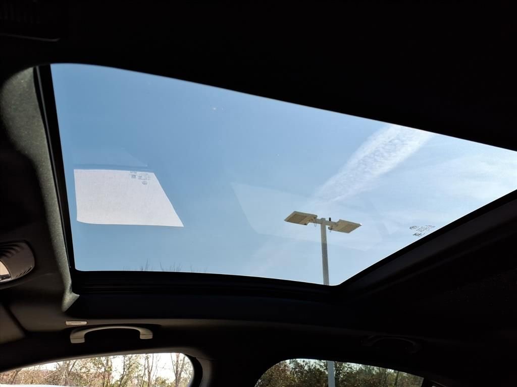 New 2026 Alfa Romeo Stelvio Sprint w/ Convenience Package image 14