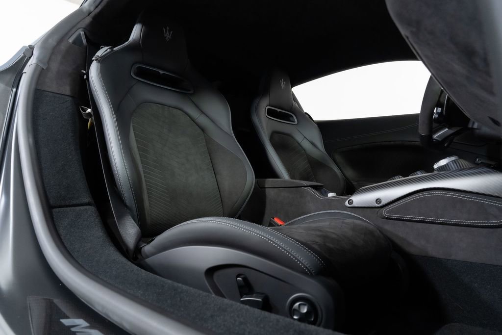 Used 2023 Maserati MC20 Coupe RWD image 30