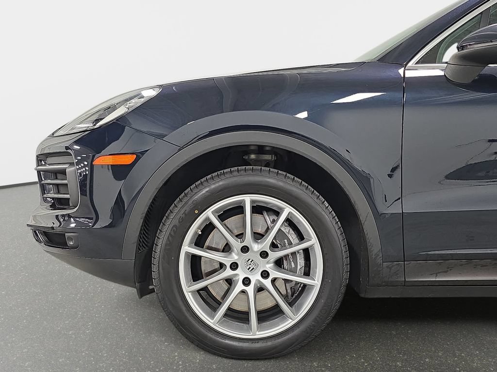Certified 2023 Porsche Cayenne AWD/4WD image 10