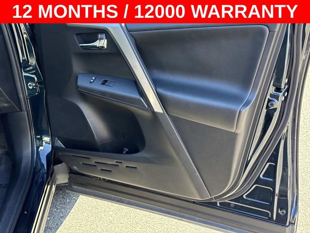 Used 2017 Toyota RAV4 XLE w/ Convenience Package AWD/4WD image 8