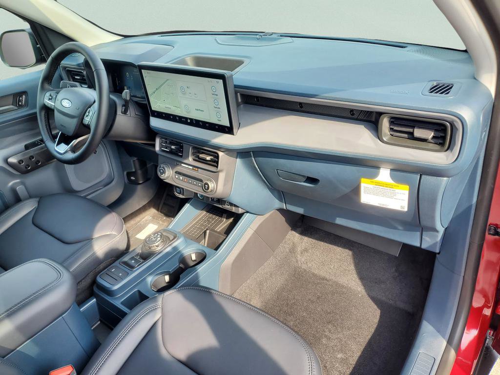 New 2025 Ford Maverick Lariat w/ Black Appearance Package image 22