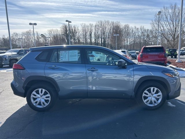 Used 2024 Toyota Corolla Cross L image 4