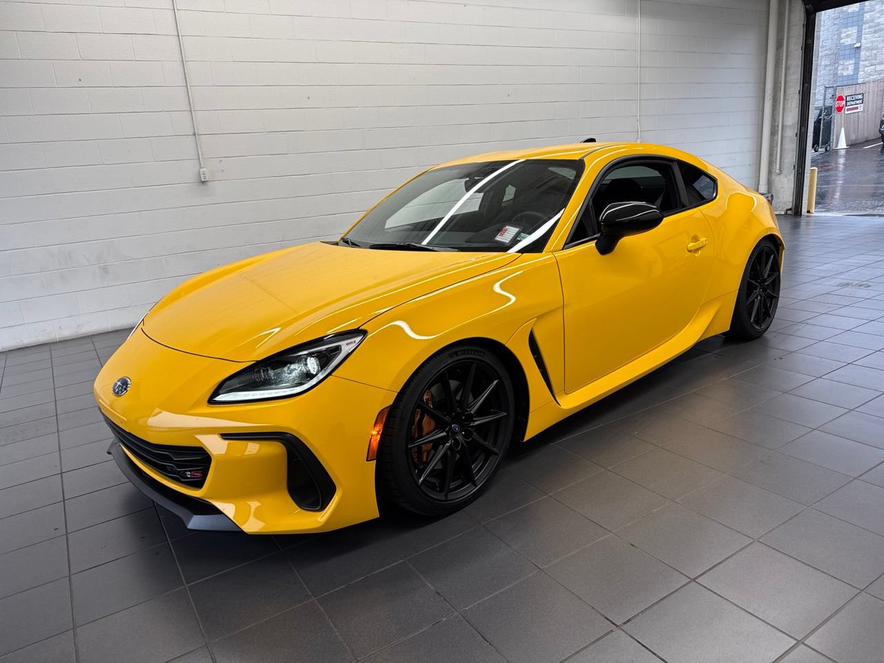 Used 2026 Subaru BRZ Series.Yellow RWD image 4