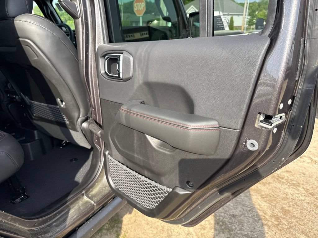 New 2026 Jeep Wrangler Unlimited Rubicon AWD/4WD image 25