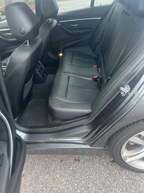 Used 2017 BMW 330i Sedan image 9