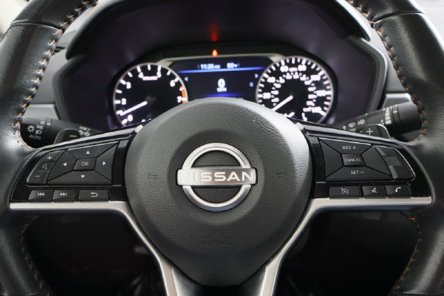 Used 2024 Nissan Altima 2.5 SR FWD image 20