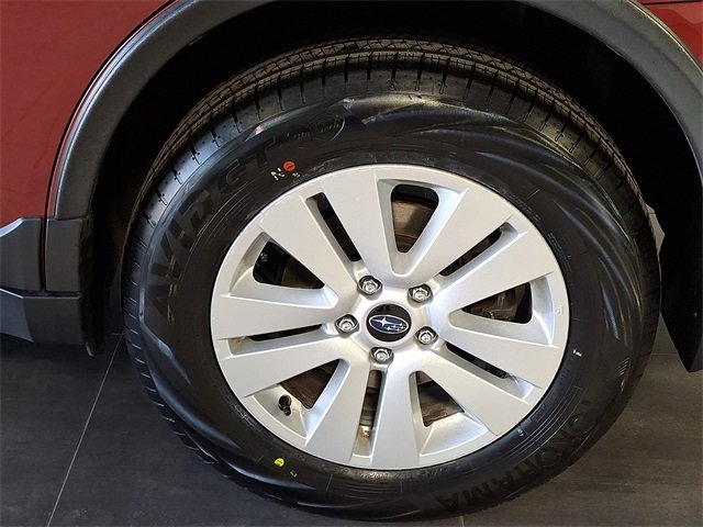 Used 2019 Subaru Outback 2.5i Premium image 7