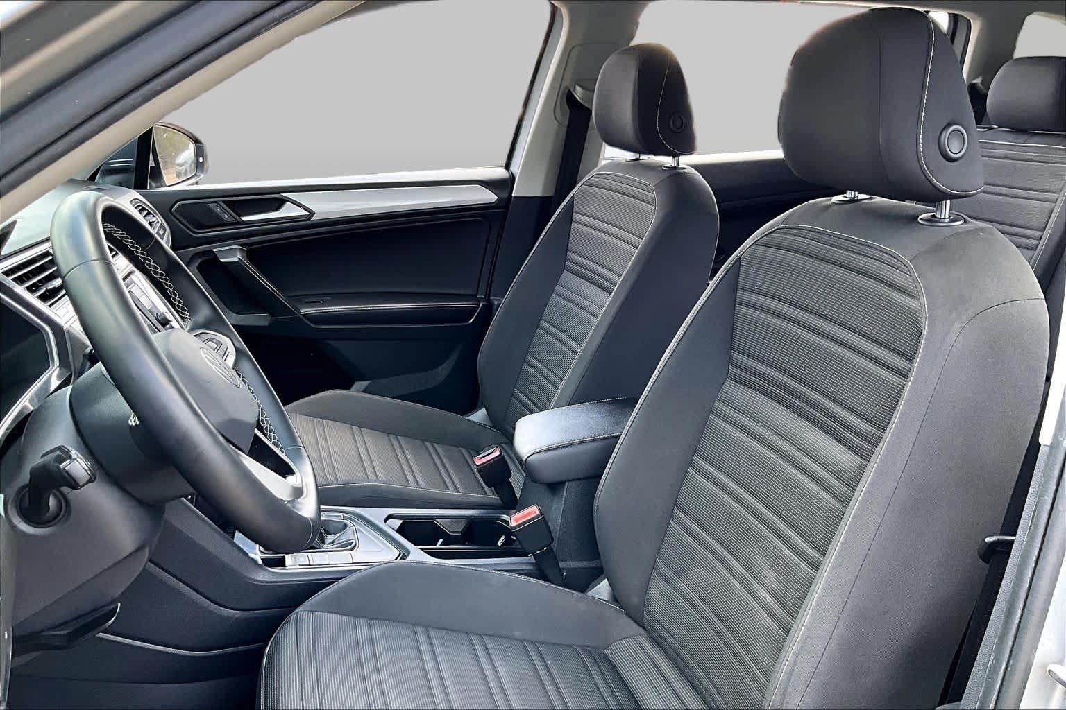 Used 2022 Volkswagen Tiguan S FWD image 8
