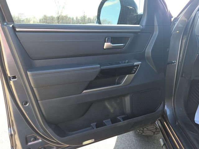Used 2024 Toyota Tundra Limited image 25