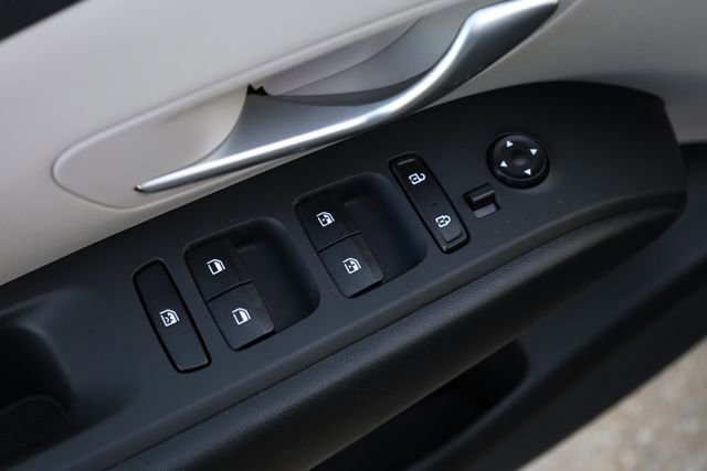 Used 2023 Hyundai Tucson Blue image 13