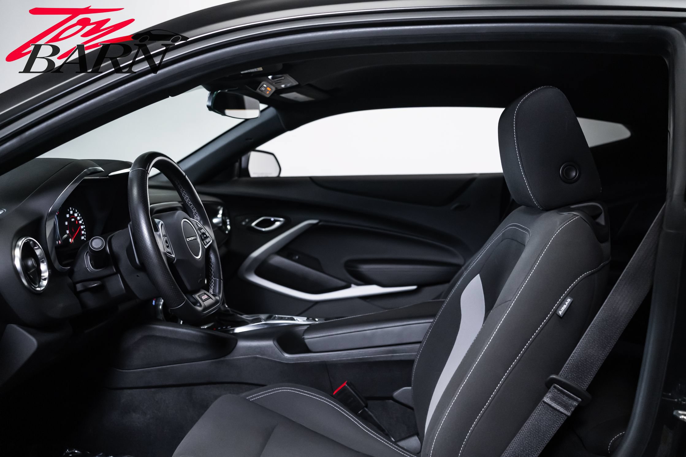 Used 2022 Chevrolet Camaro SS RWD image 18