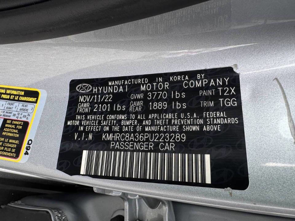 Used 2023 Hyundai Venue SEL image 30