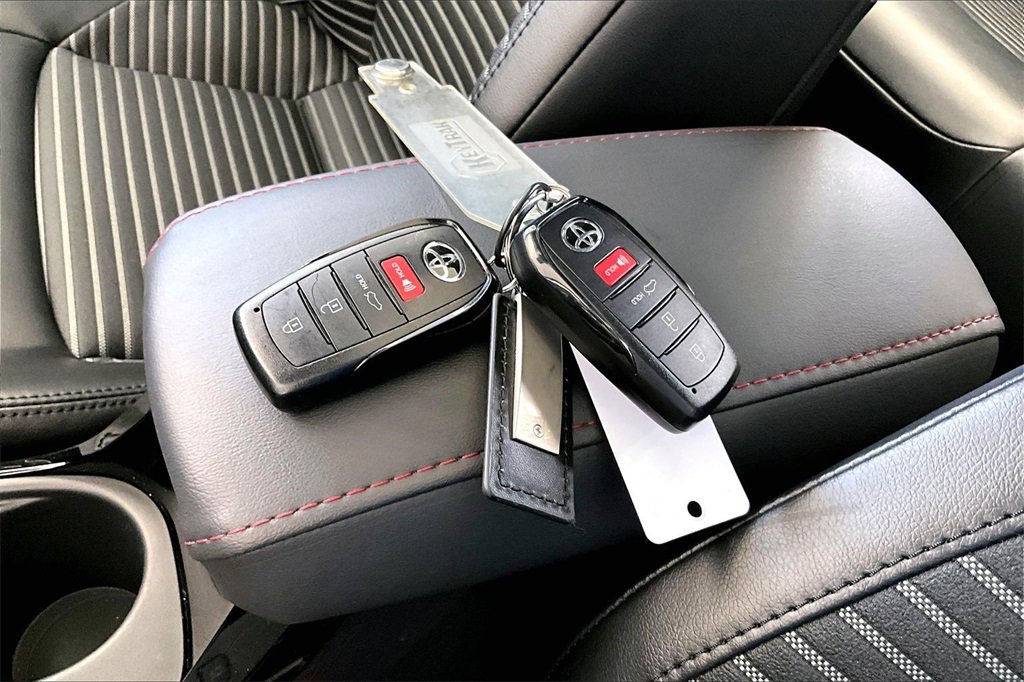 Certified 2025 Toyota Corolla XSE image 35