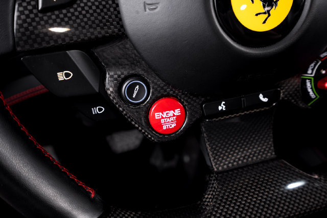 Certified 2020 Ferrari Portofino RWD image 43