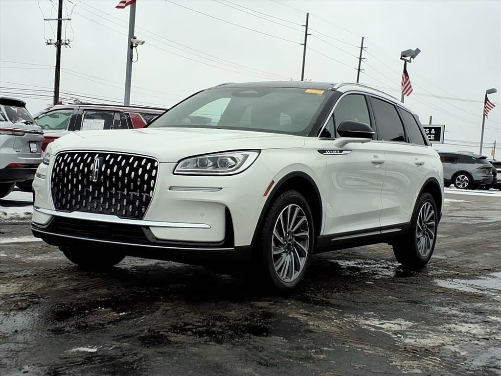 Certified 2023 Lincoln Corsair Reserve w/ Equipment Group 201A AWD/4WD image 3