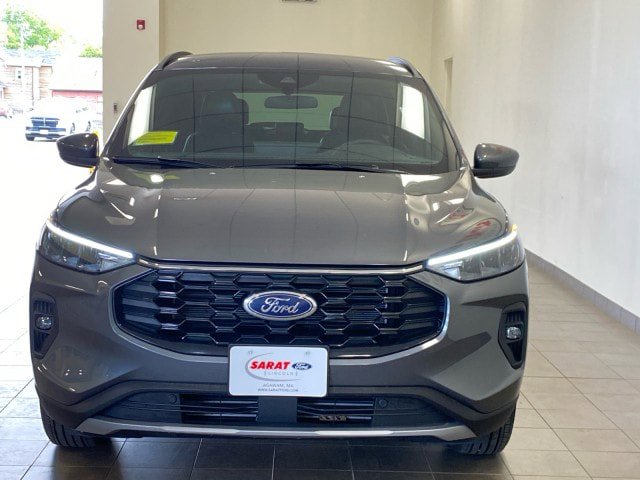 Used 2025 Ford Escape ST-Line Select w/ Tech Pack #1 AWD/4WD image 3