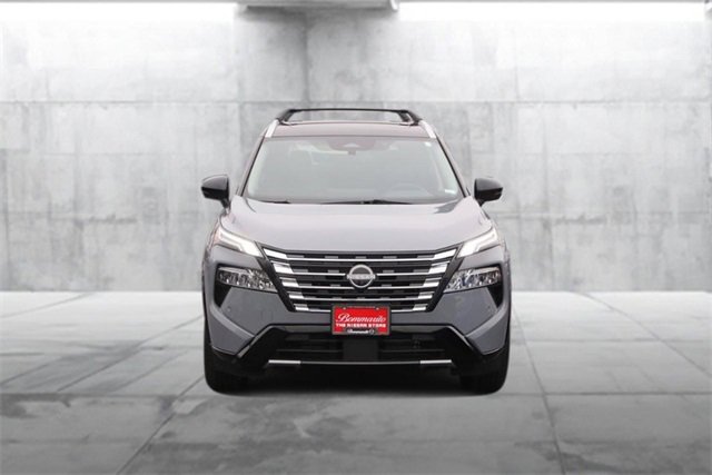 Certified 2025 Nissan Rogue Platinum image 4