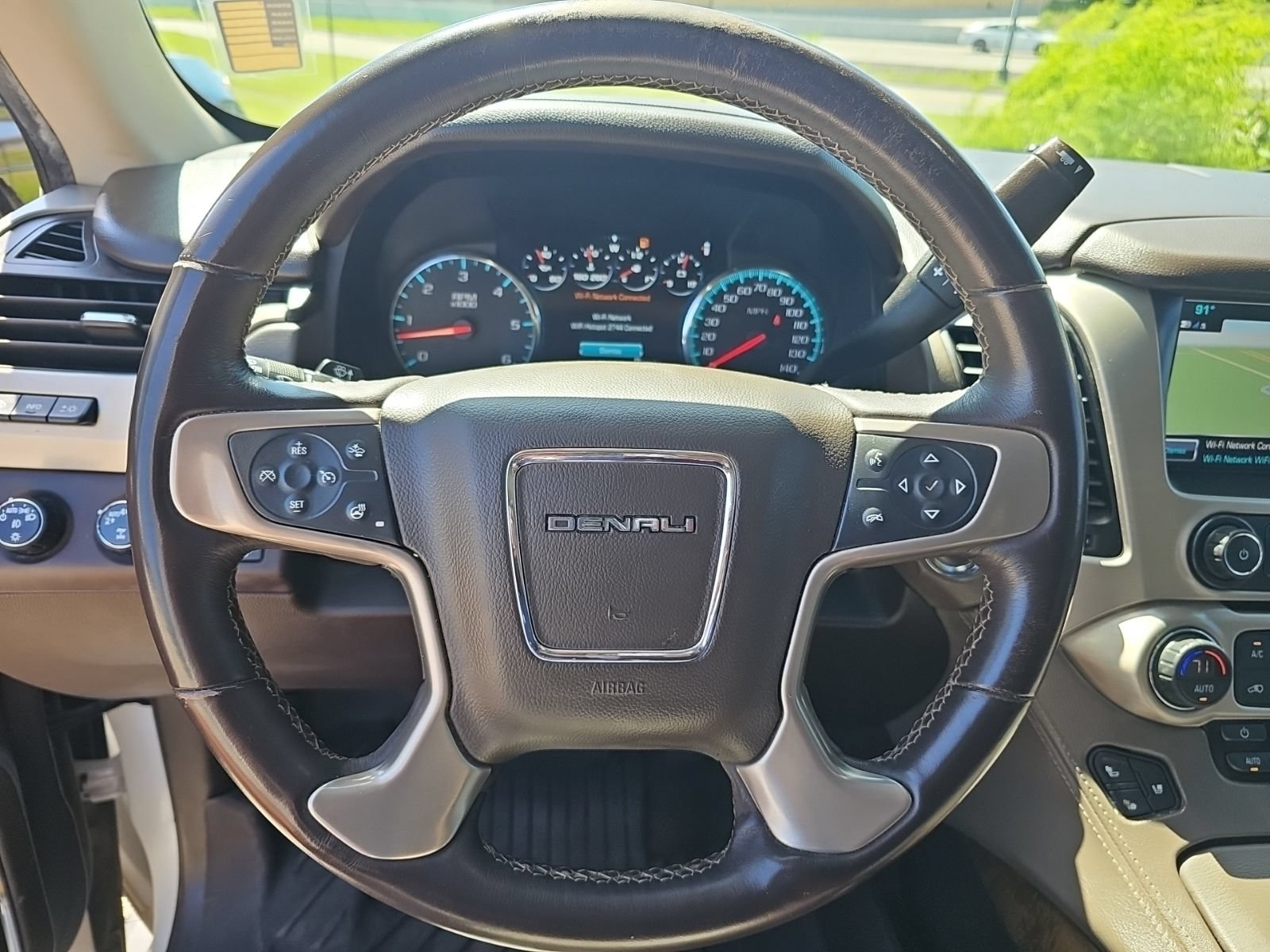 Used 2018 GMC Yukon XL Denali w/ Open Road Package AWD/4WD image 18