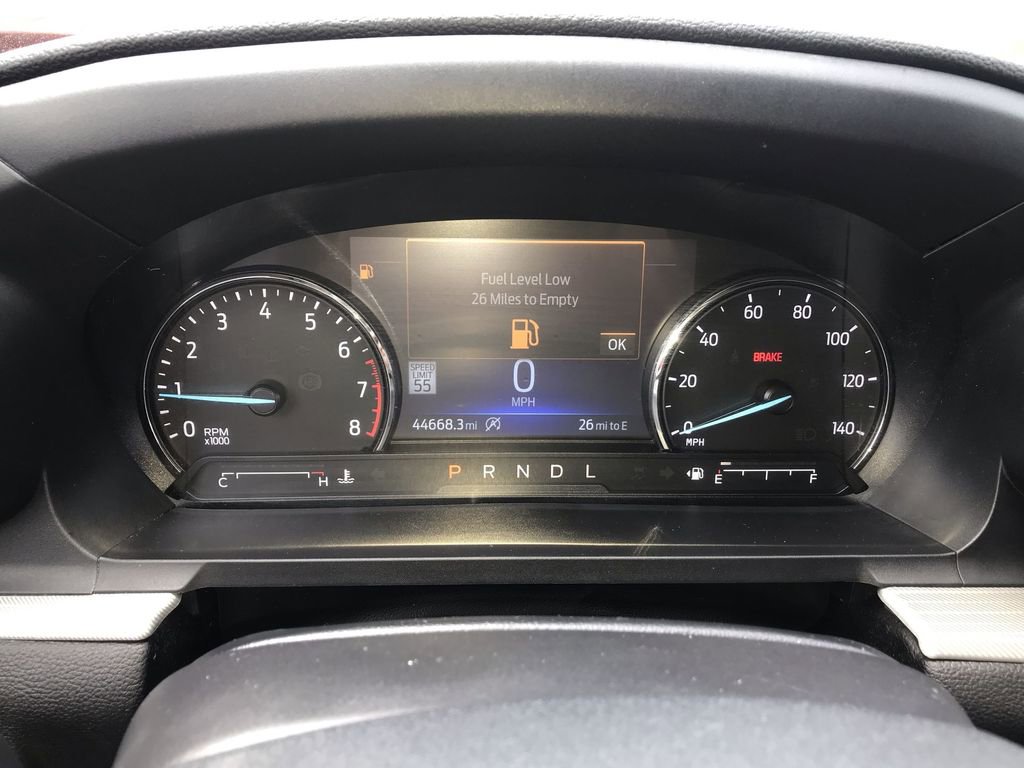 Used 2023 Ford Explorer XLT w/ Equipment Group 202A AWD/4WD image 15