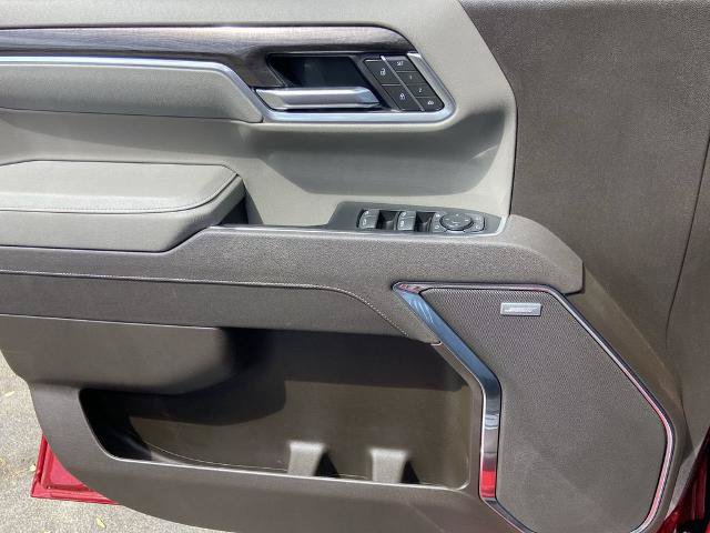 Used 2025 Chevrolet Silverado 1500 LTZ w/ LTZ Premium Package RWD image 18